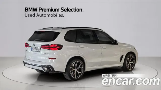 BMW X5 xDrive 40i M Sport — Фото автомобиля 2