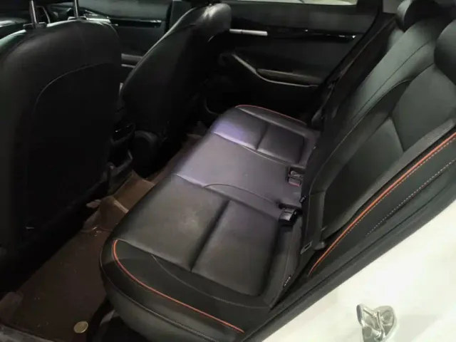 Kia Seltos — Фото автомобиля 16