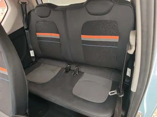 Wuling Hongguang Mini EV — Фото автомобиля 16