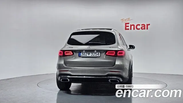 Mercedes-Benz GLC-Class GLC-класс X253 — Фото автомобиля 4