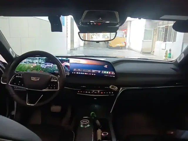 Cadillac CT6 — Фото автомобиля 9