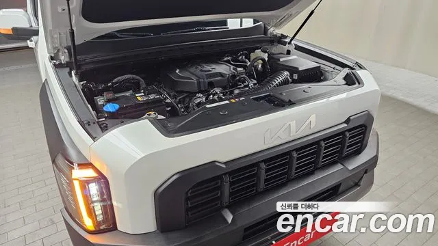 Kia Tasman Tasman 2.5T Бензин 4WD — Фото автомобиля 6