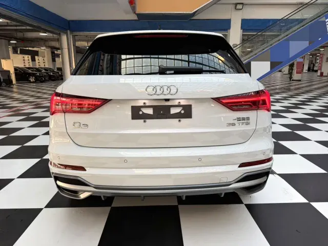 Audi Q3 — Фото автомобиля 16