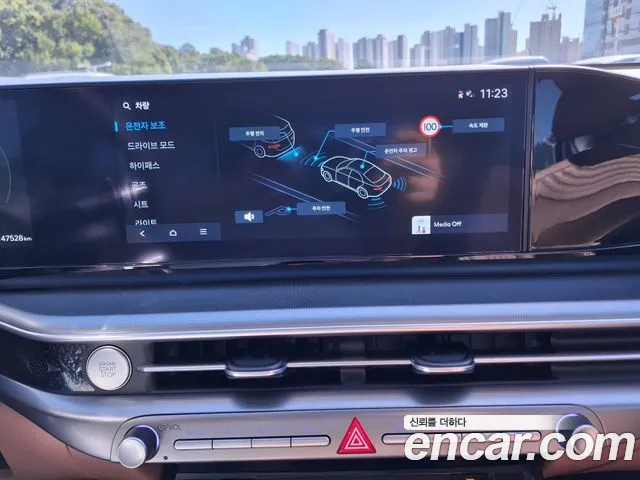 Hyundai Grandeur GN7 — Фото автомобиля 15