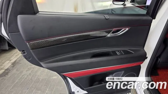 Genesis GV80 — Фото автомобиля 22
