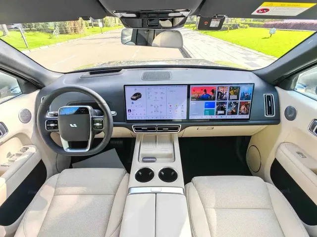 Li Auto L8 — Фото автомобиля 7