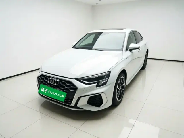 Фотография автомобиля — Audi A3