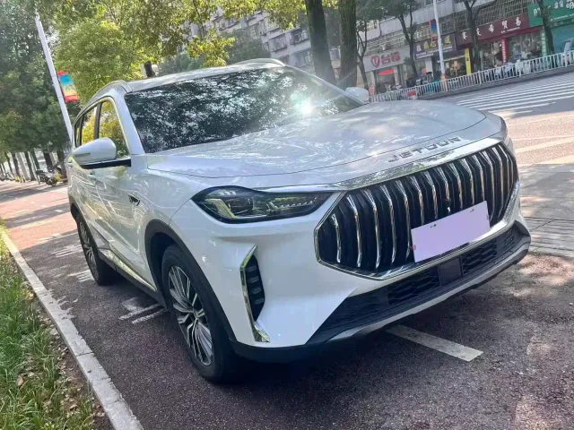 Jetour X70 Plus — Фото автомобиля 3