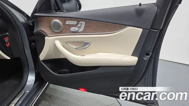 Mercedes-Benz E-Class W213 — Фото автомобиля 13