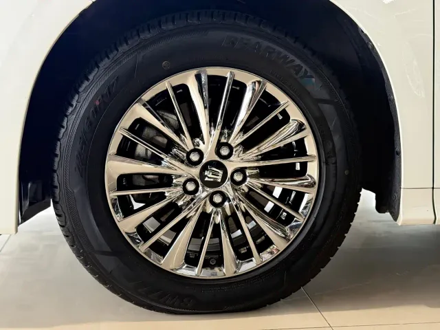 Toyota Vellfire — Фото автомобиля 25