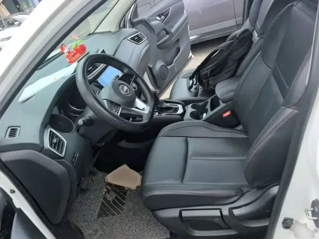 Nissan Qashqai — Фото автомобиля 14