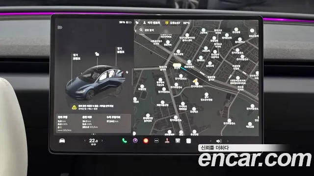 Tesla Model 3 — Фото автомобиля 10