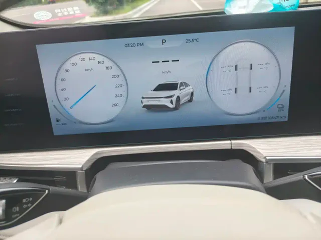 Chery Fulwin A8 — Фото автомобиля 15