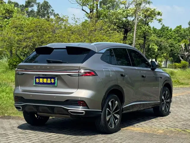 Roewe RX5 — Фото автомобиля 14