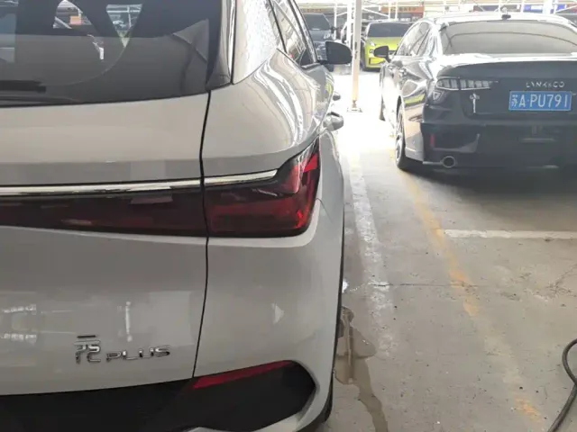 BYD Yuan PLUS — Фото автомобиля 7