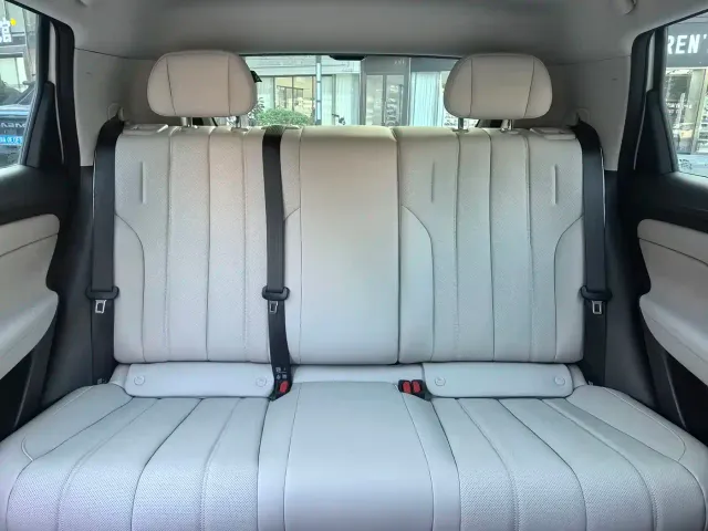 GAC Aion UT — Фото автомобиля 11