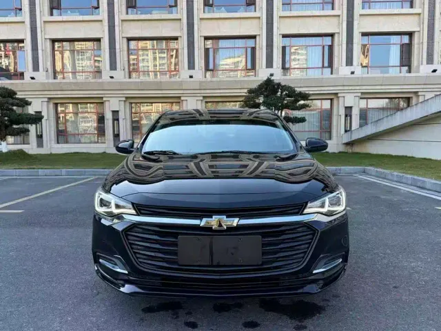 Chevrolet Monza — Фото автомобиля 2