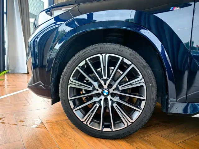 BMW X1 — Фото автомобиля 14