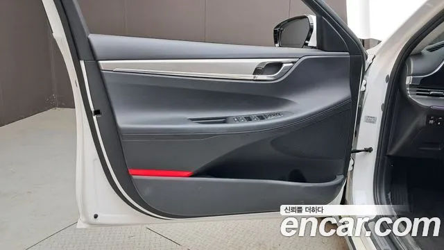 Hyundai Grandeur Новый Grandeur IG — Фото автомобиля 18