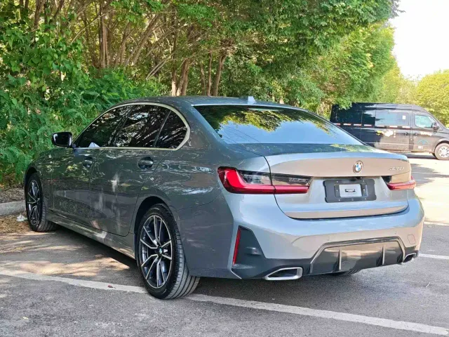 BMW 3 Series — Фото автомобиля 4
