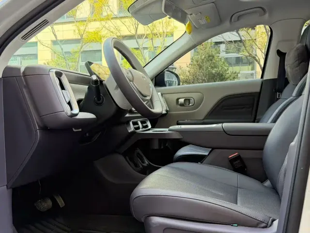 Leapmotor Leapmotor B10 2025 510 Joy Edition — Фото автомобиля 4