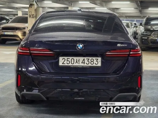 BMW 5-Series — Фото автомобиля 4