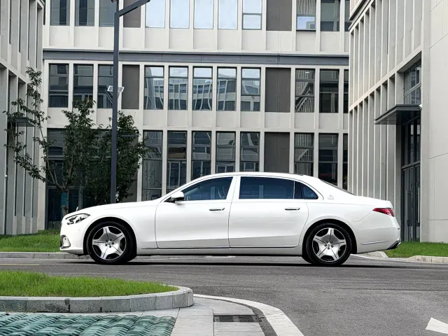 Mercedes-Benz Maybach S-Class — Фото автомобиля 16