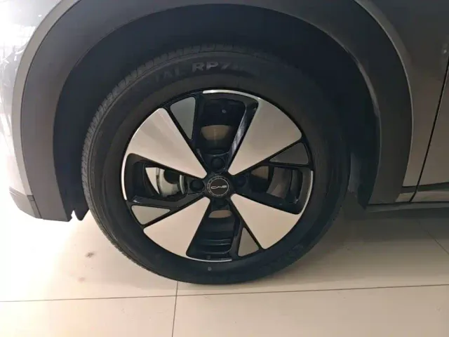 BYD Dolphin — Фото автомобиля 22