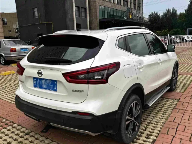 Nissan Qashqai — Фото автомобиля 13