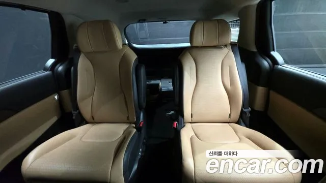 Kia Canival Carnival 4 поколение Дизель 7 мест Signature — Фото автомобиля 12