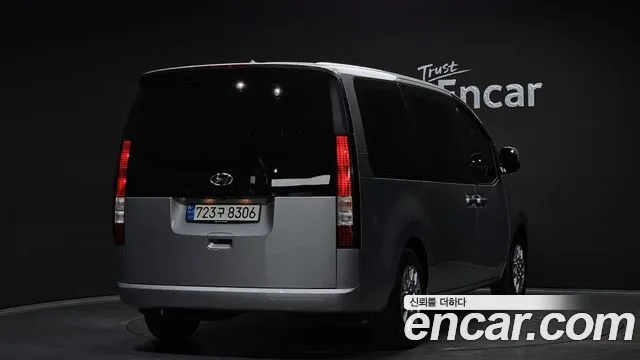 Hyundai Staria Staria 4WD Tourer 11 мест — Фото автомобиля 2