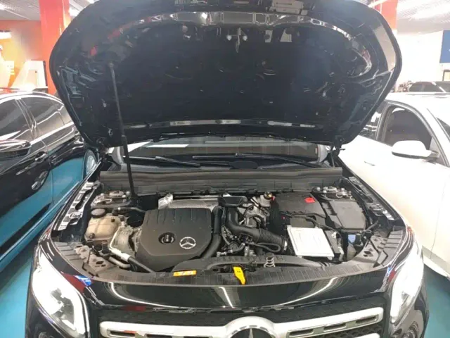 Mercedes-Benz GLB-Class — Фото автомобиля 10