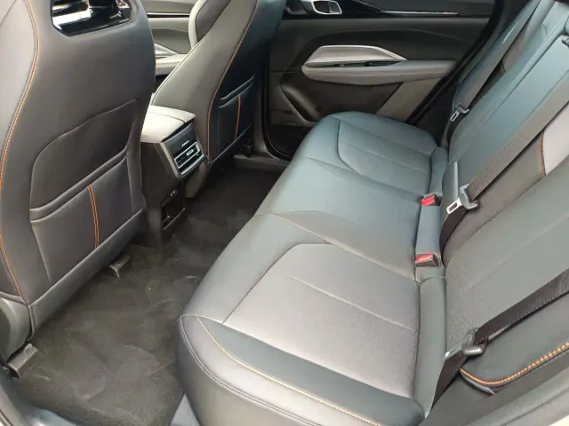 Changan Z6 — Фото автомобиля 5
