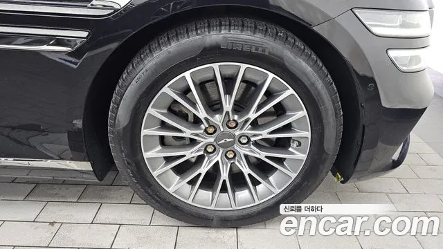 Genesis G80 Бензин 2.5 турбо AWD — Фото автомобиля 18