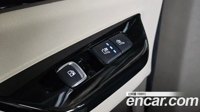 Kia Canival Carnival 4 поколение Бензин 7 мест Signature — Фото автомобиля 19