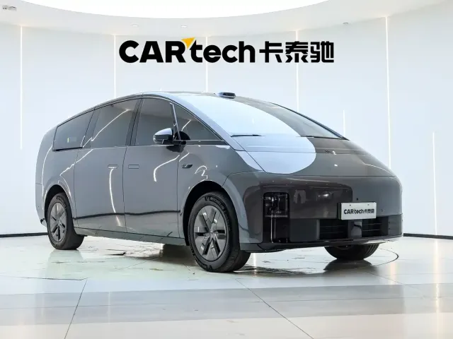 Li Auto MEGA — Фото автомобиля 5