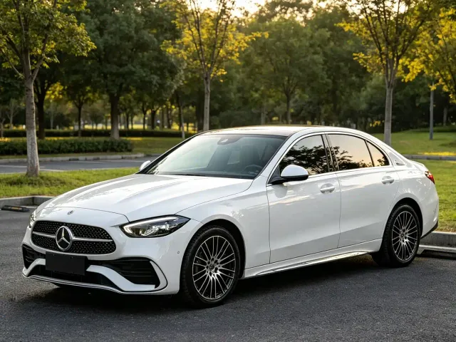 Фотография автомобиля — Mercedes-Benz C-Class