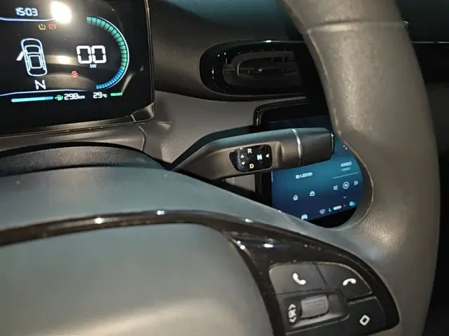 Leapmotor T03 — Фото автомобиля 13