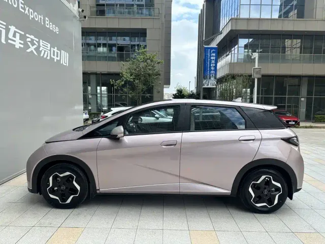 BYD Dolphin — Фото автомобиля 3