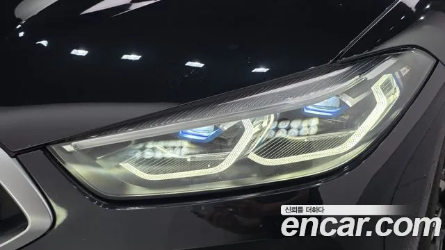 BMW 8 Series G15 — Фото автомобиля 7