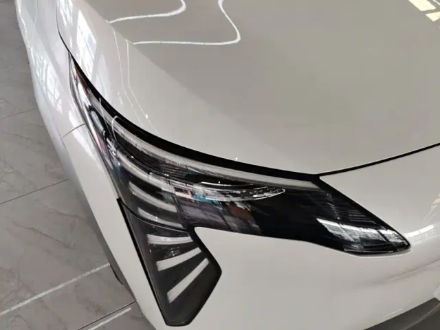 GAC Aion Y — Фото автомобиля 10