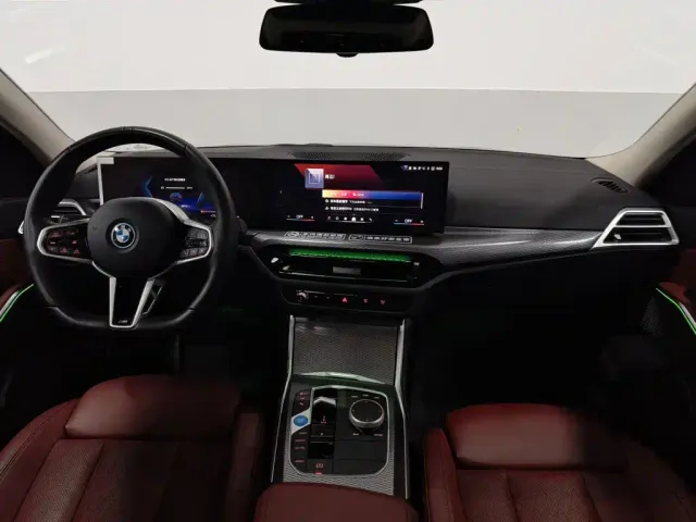 BMW i3 — Фото автомобиля 5