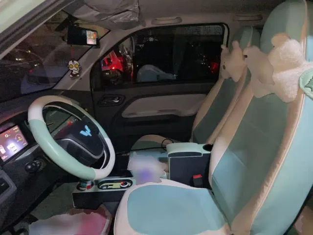 Wuling Hongguang Mini EV — Фото автомобиля 16
