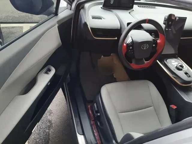 Toyota bZ3 — Фото автомобиля 15