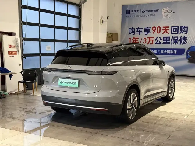 Nio ES6 — Фото автомобиля 9