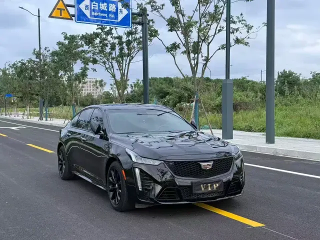 Cadillac CT5 — Фото автомобиля 3