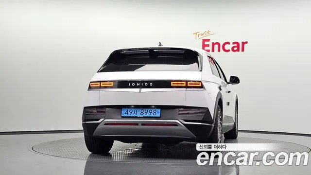 Hyundai Ioniq 5 — Фото автомобиля 4