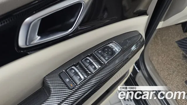 Kia Canival Carnival 4 поколение Бензин 9 мест Noblesse — Фото автомобиля 28