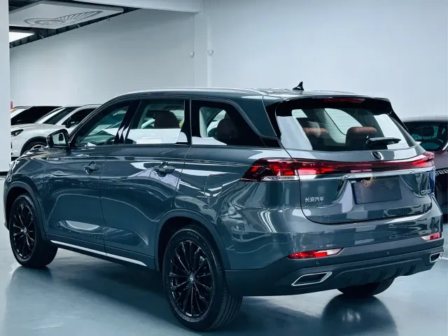 Changan CS75 — Фото автомобиля 13