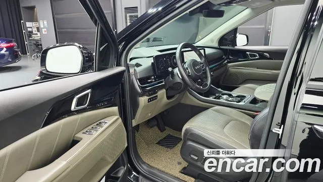 Kia Carnival Generation 4 — Фото автомобиля 15
